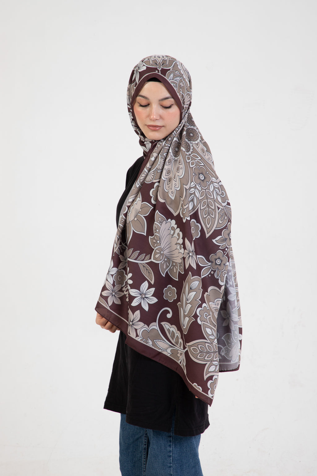 Floral “Zahara” Desenli İpeksi Soft Şal Kahverengi