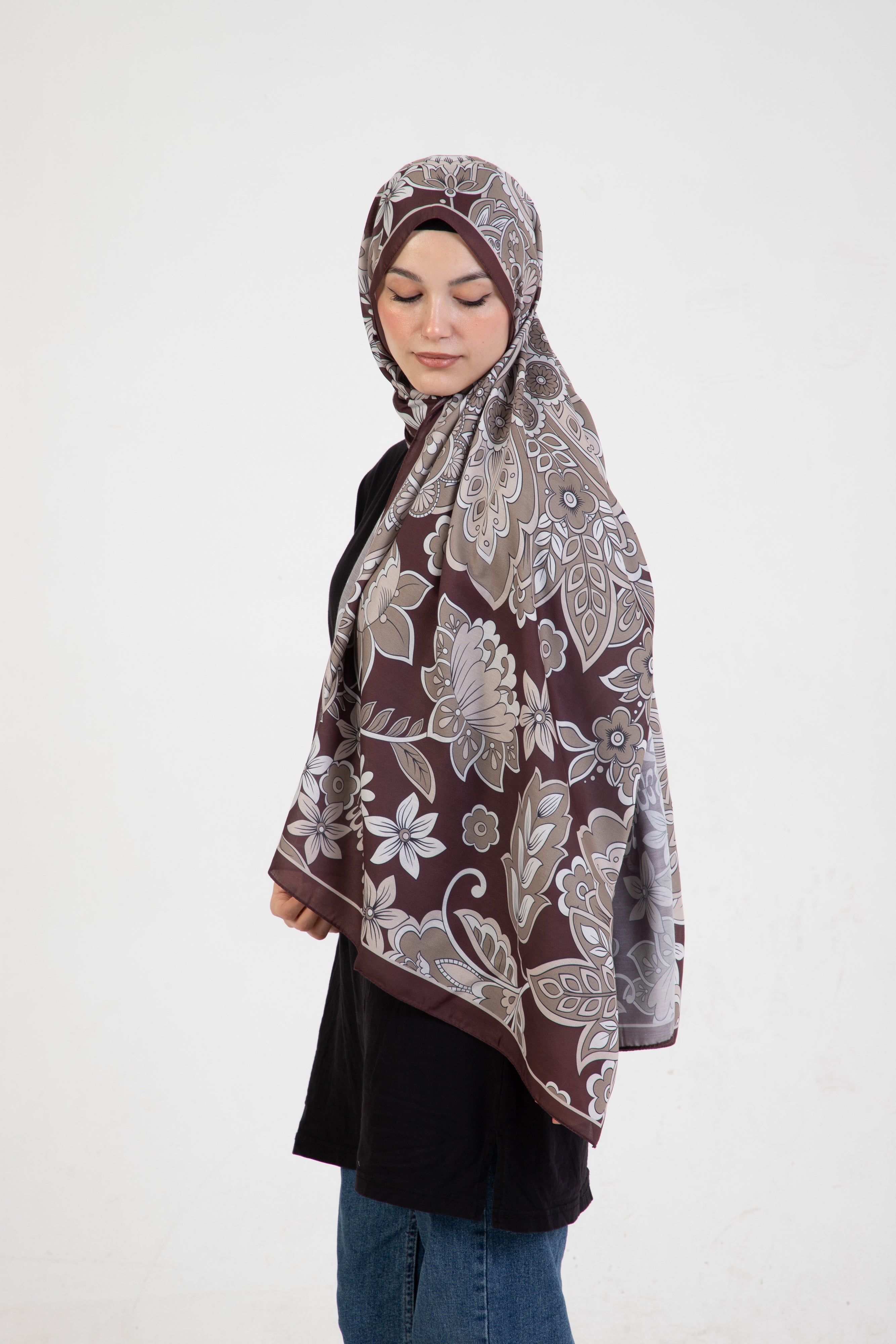 Floral “Zahara” Desenli İpeksi Soft Şal Kahverengi