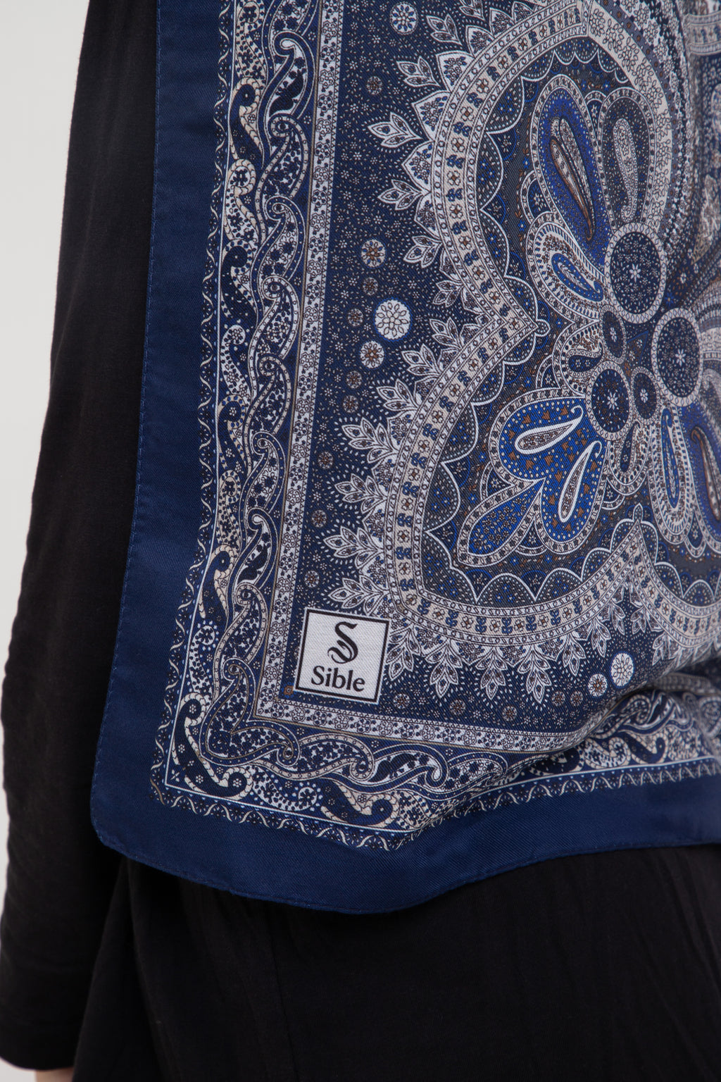 Etnik Etro “Tula” Desenli İpeksi Soft Şal Lacivert