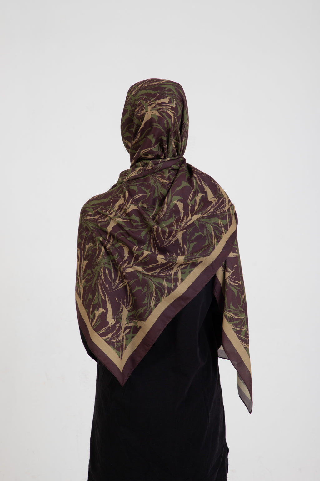 “Oasis” Desenli İpeksi Soft Şal Haki - Kahverengi