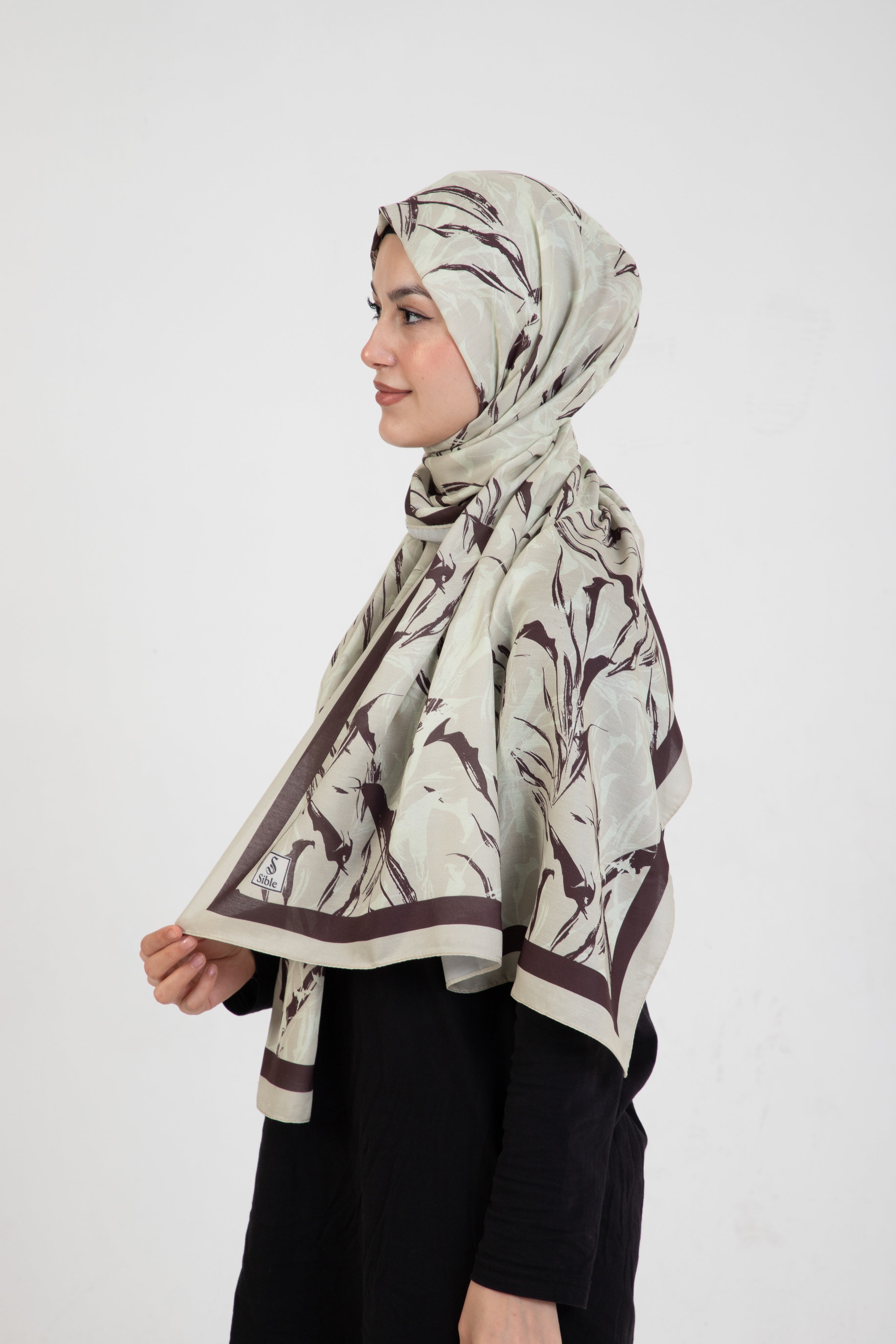 “Oasis” Desenli İpeksi Soft Şal Bej