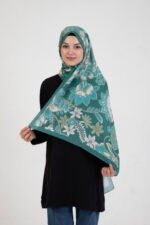 Floral “Zahara” Desenli İpeksi Soft Şal Yeşil