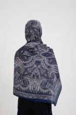 Etnik Etro “Tula” Desenli İpeksi Soft Şal Lacivert - Görsel 4