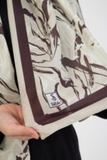 “Oasis” Desenli İpeksi Soft Şal Bej - Görsel 3